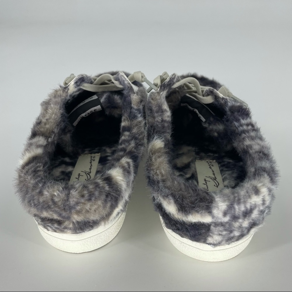 Vintage Havana Snuggle Fur Sneaker 6 1/2 - Picture 4 of 8